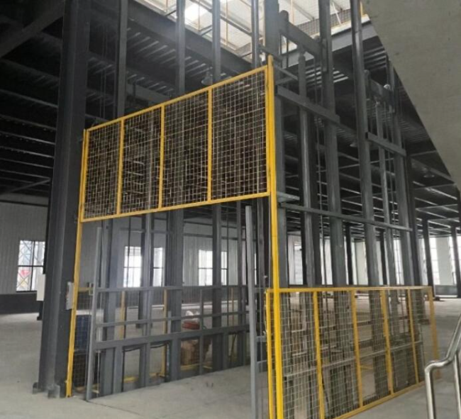 尖山请详细介绍一下货梯安装在室外的维护方法